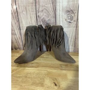 ADRIANA SHANA Woman’s Heeled Zip Up Fringe